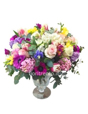 Bouquet  con fiori assortiti